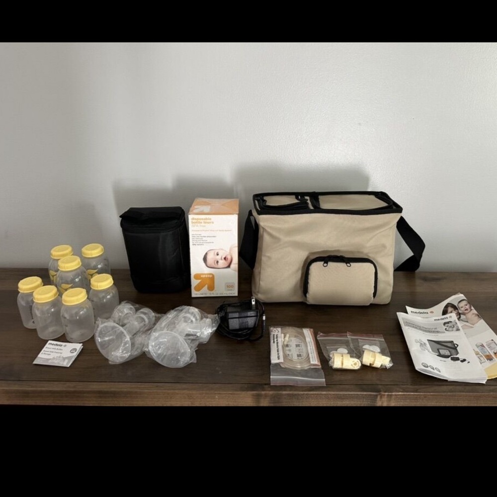 Medela Pump in Style with Accessories